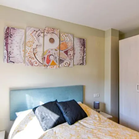 Dom wakacyjny Comodo Y Coqueto Con Jardin En *