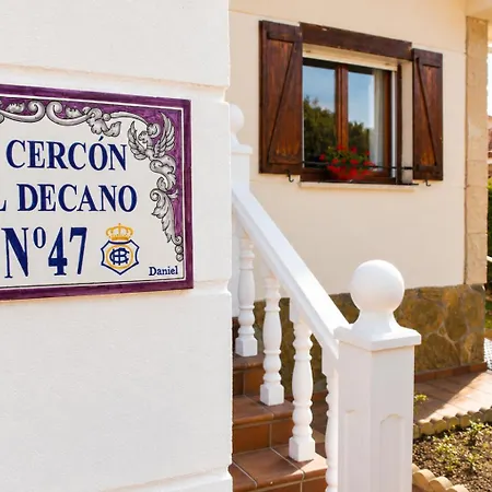 Dom wakacyjny Comodo Y Coqueto Con Jardin En *