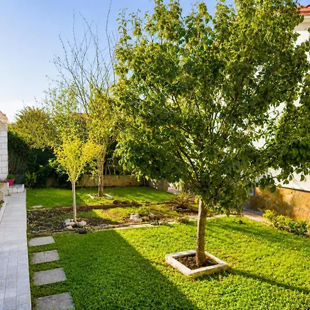 Dom wakacyjny Comodo Y Coqueto Con Jardin En Argoños