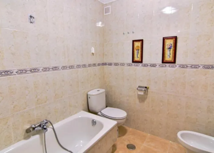 펜션 Comodo Y Coqueto Con Jardin En *