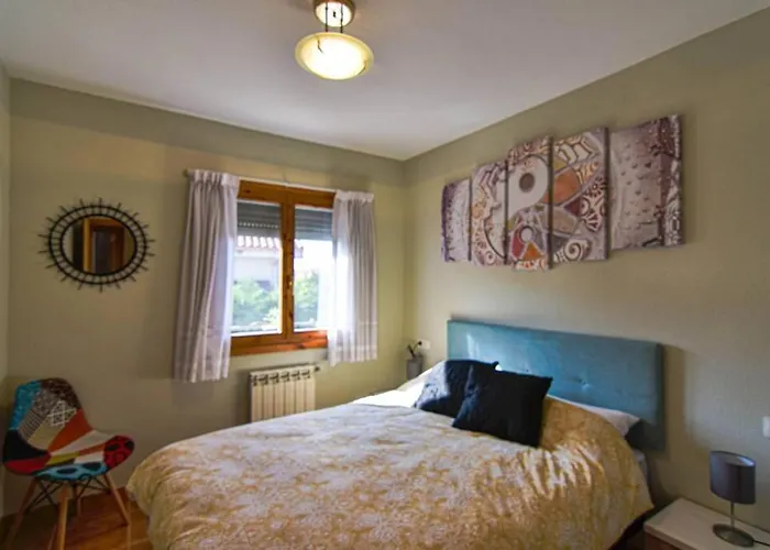 Comodo Y Coqueto Con Jardin En 펜션 *