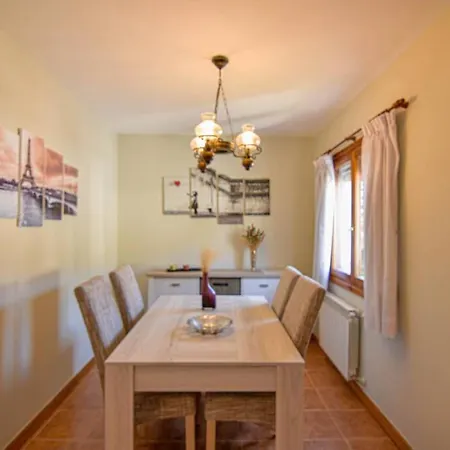 Comodo Y Coqueto Con Jardin En 펜션